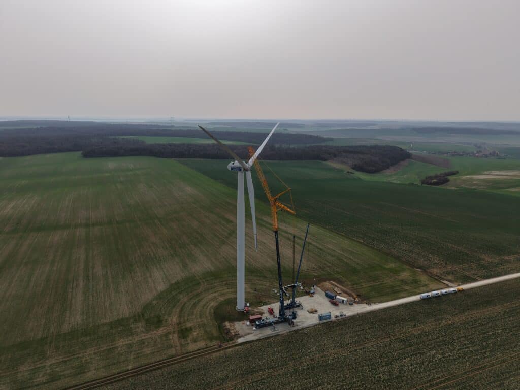 wind turbine dismantling